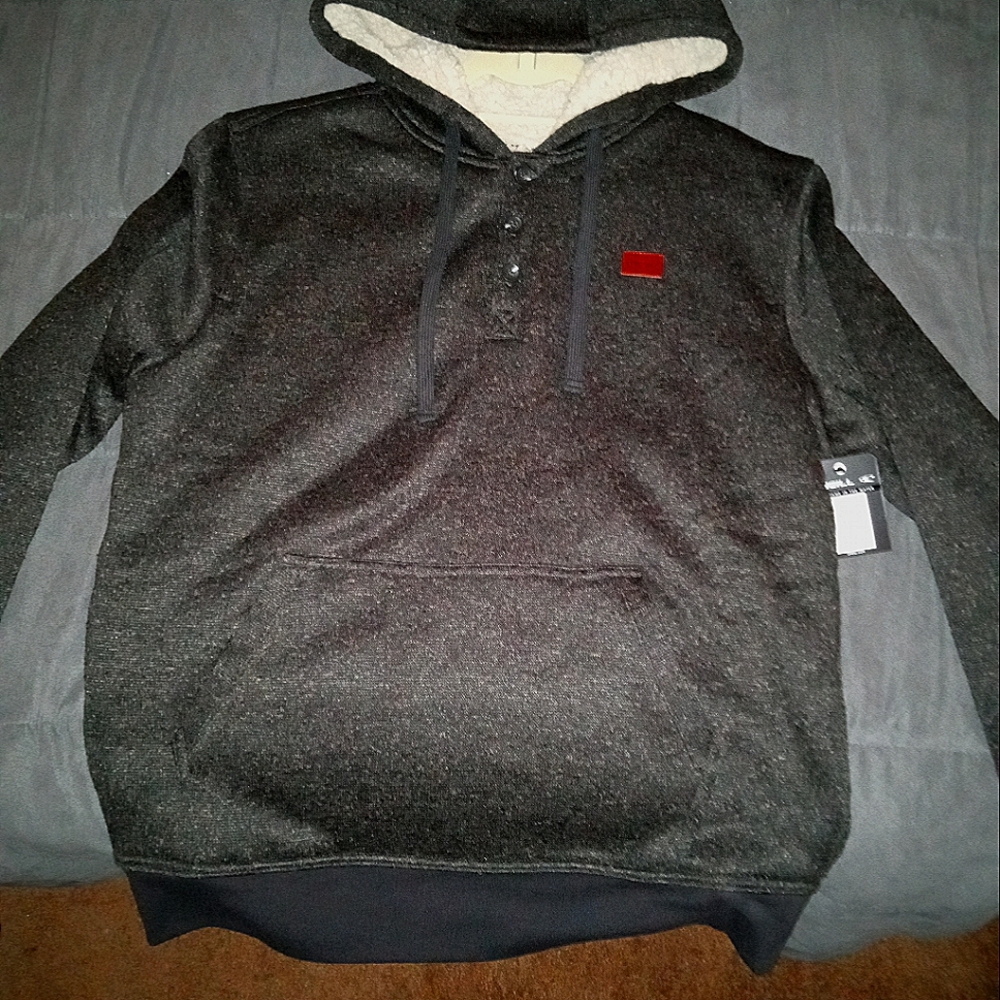 Brand new O'Neill sherpa lined pullover sweater. Grayish brown color.